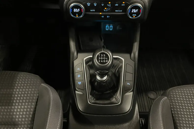 Ford Focus din 2020 cu 79.461 km - oferta FOR126334 - foto 24