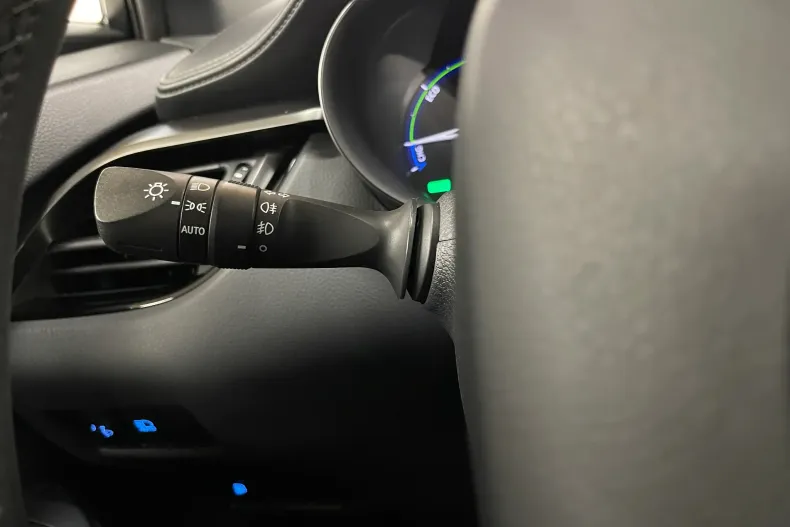 Toyota C-HR din 2019 cu 100.421 km - oferta TOY126339 - foto 22