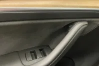 Tesla Model Y din 2022 cu 72.374 km - oferta TES126341 - foto 36