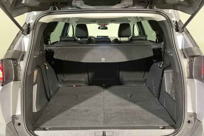 Peugeot 5008 din 2021 cu 142.622 km - oferta PEU126344 - foto 13