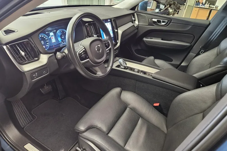 Volvo XC60 din 2021 cu 82.000 km - oferta VOL126354 - foto 9