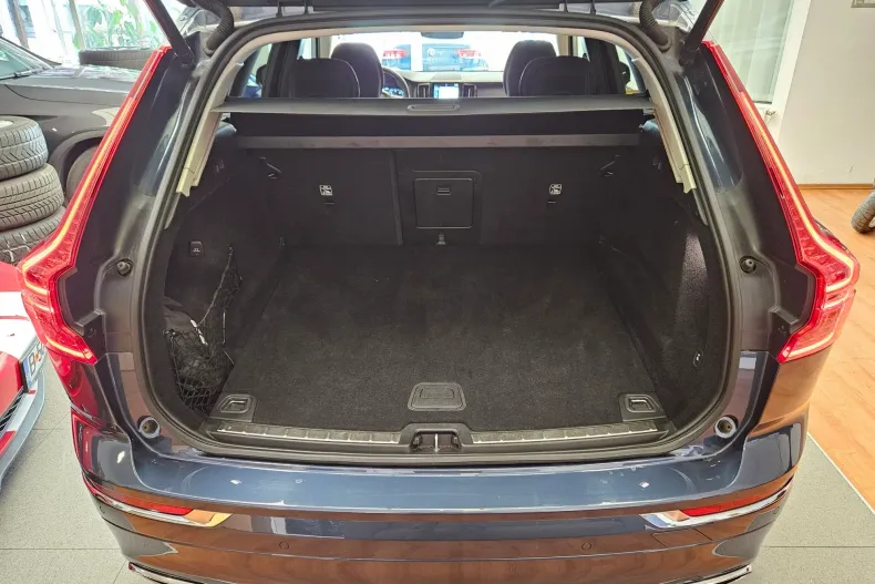 Volvo XC60 din 2021 cu 82.000 km - oferta VOL126354 - foto 14