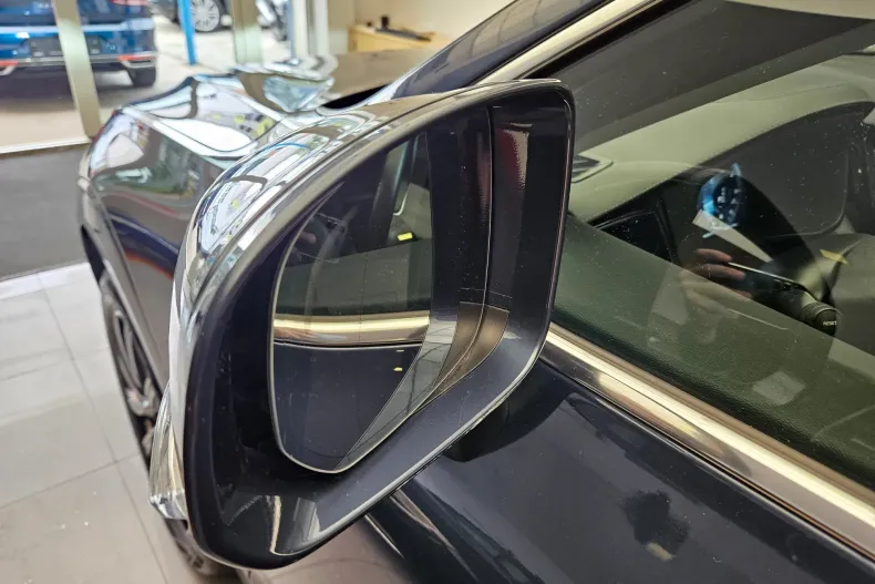 Volvo XC60 din 2021 cu 82.000 km - oferta VOL126354 - foto 22