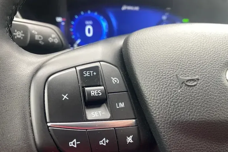 Ford Kuga din 2024 cu 59.125 km - oferta FOR126355 - foto 18