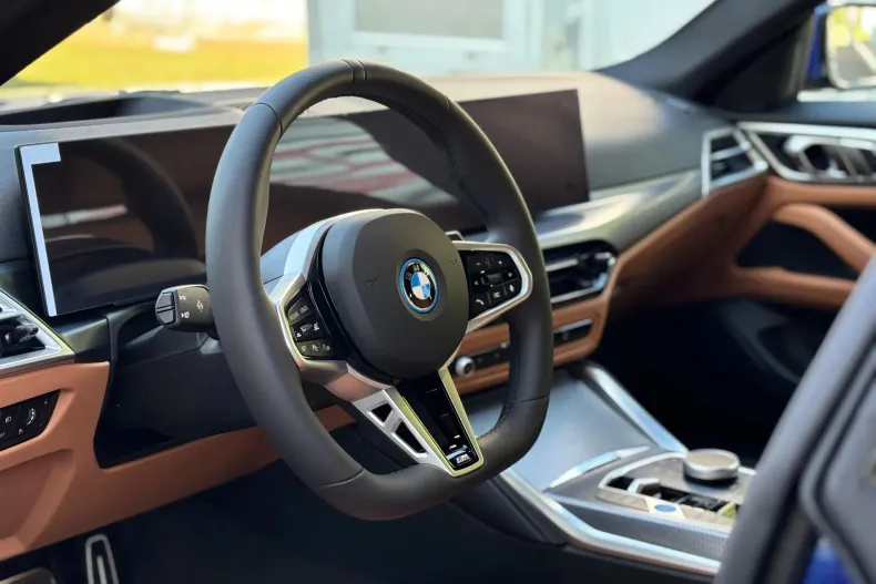 BMW i4 din 2025 cu 12.000 km - oferta BMW126385 - foto 11