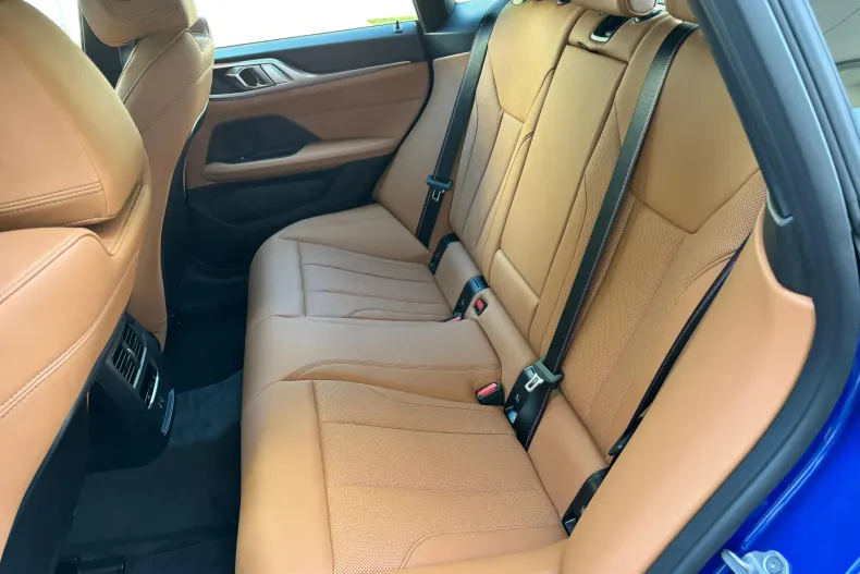 BMW i4 din 2025 cu 12.000 km - oferta BMW126385 - foto 13