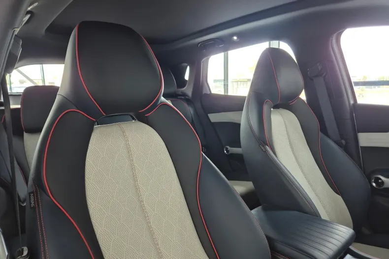 BYD ATTO 3 din 2023 cu 25.000 km - oferta BYD126392 - foto 12