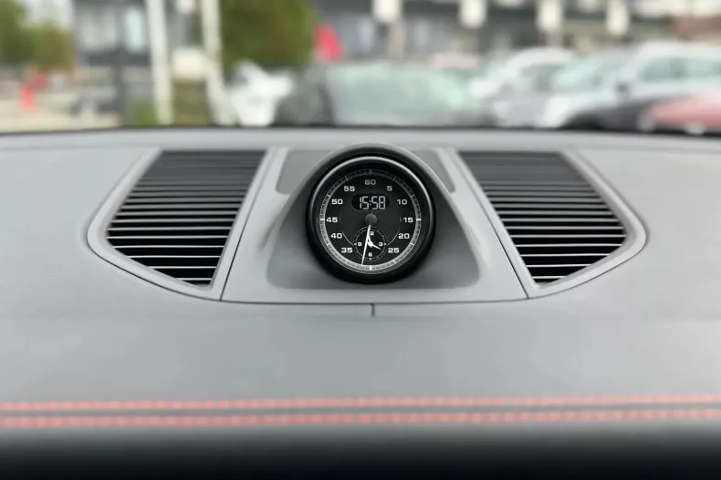 Porsche Macan din 2023 cu 20.435 km - oferta POR126398 - foto 22