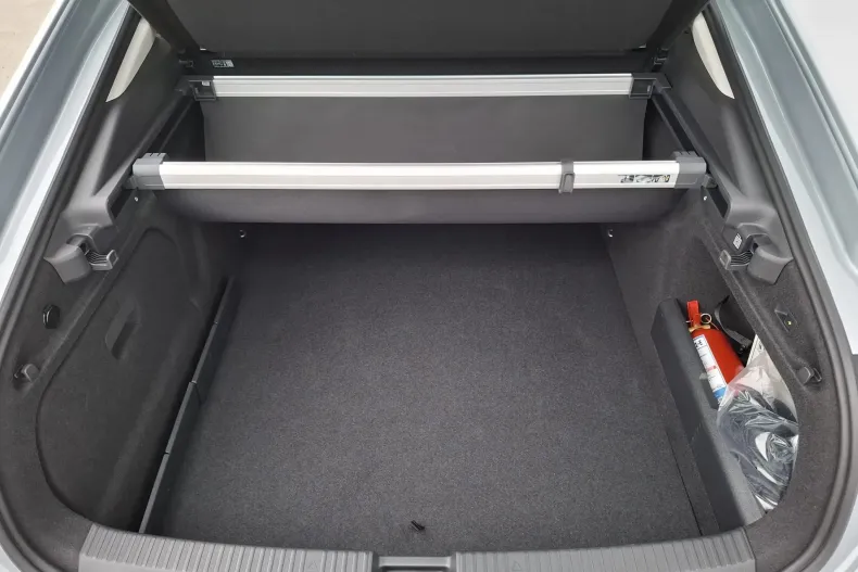 Skoda Superb din 2025 cu 5.000 km - oferta SKO126402 - foto 9