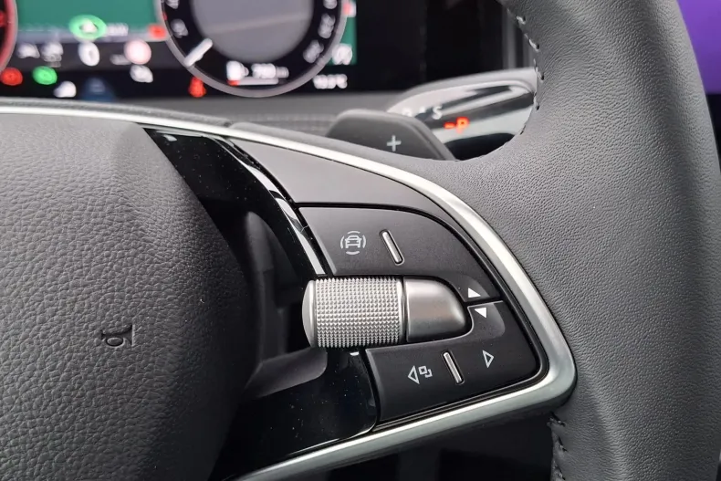 Skoda Superb din 2025 cu 5.000 km - oferta SKO126402 - foto 15