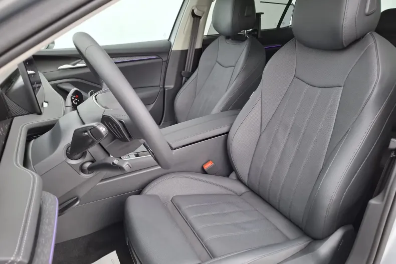 Skoda Superb din 2025 cu 5.000 km - oferta SKO126402 - foto 29