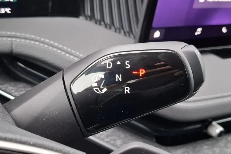 Skoda Superb din 2025 cu 5.000 km - oferta SKO126402 - foto 37