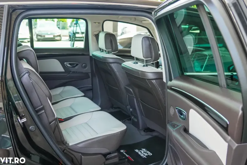 Renault Espace din 2019 cu 178.000 km - oferta REN126426 - foto 32
