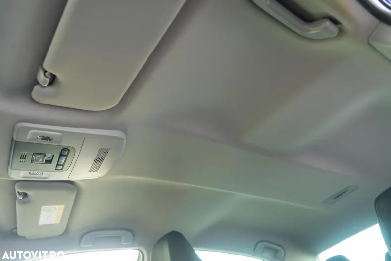 Toyota Camry din 2020 cu 140.133 km - oferta TOY126441 - foto 19