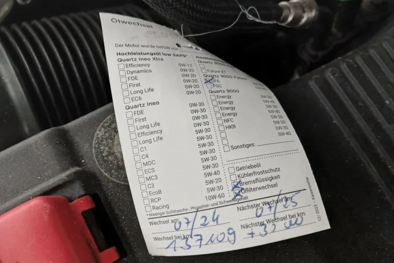 Volvo XC60 din 2019 cu 161.819 km - oferta VOL126447 - foto 26