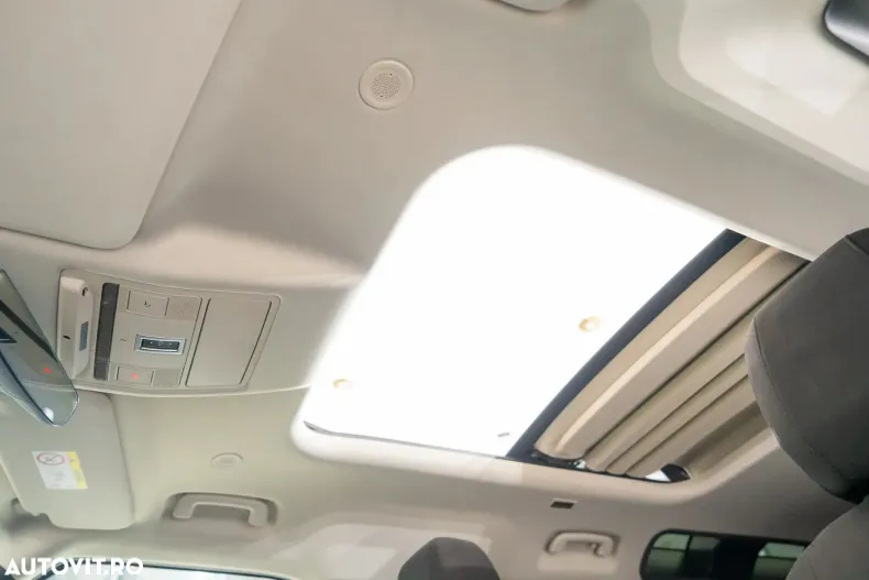 Land Rover Defender din 2022 cu 119.597 km - oferta LAN126454 - foto 7