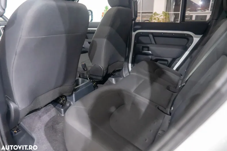 Land Rover Defender din 2022 cu 119.597 km - oferta LAN126454 - foto 21