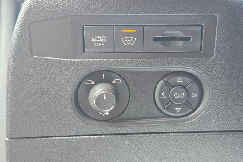 DS Automobiles DS 3 din 2024 cu 25.000 km - oferta DSA126456 - foto 11