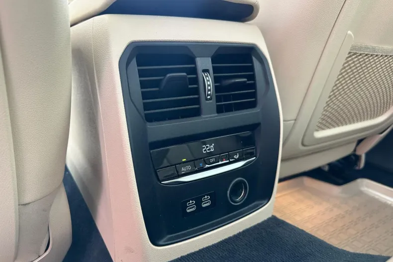 BMW Seria 3 din 2019 cu 78.628 km - oferta BMW126461 - foto 26