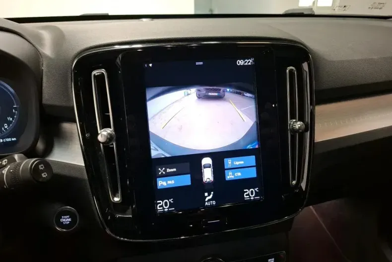 Volvo XC40 din 2022 cu 152.335 km - oferta VOL126462 - foto 7