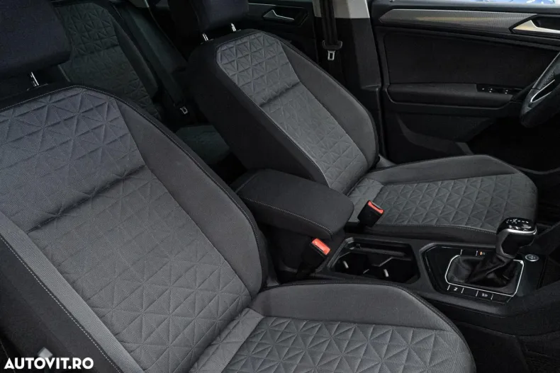 Volkswagen Tiguan din 2022 cu 65.000 km - oferta VOL126465 - foto 35