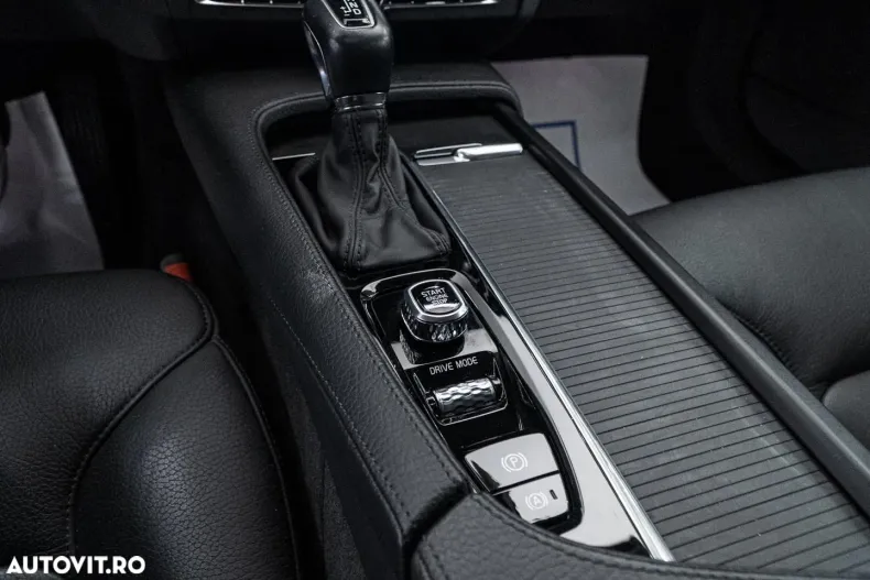 Volvo S90 din 2020 cu 163.000 km - oferta VOL126468 - foto 24