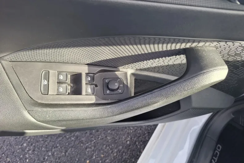 Skoda Octavia din 2022 cu 112.406 km - oferta SKO126472 - foto 13