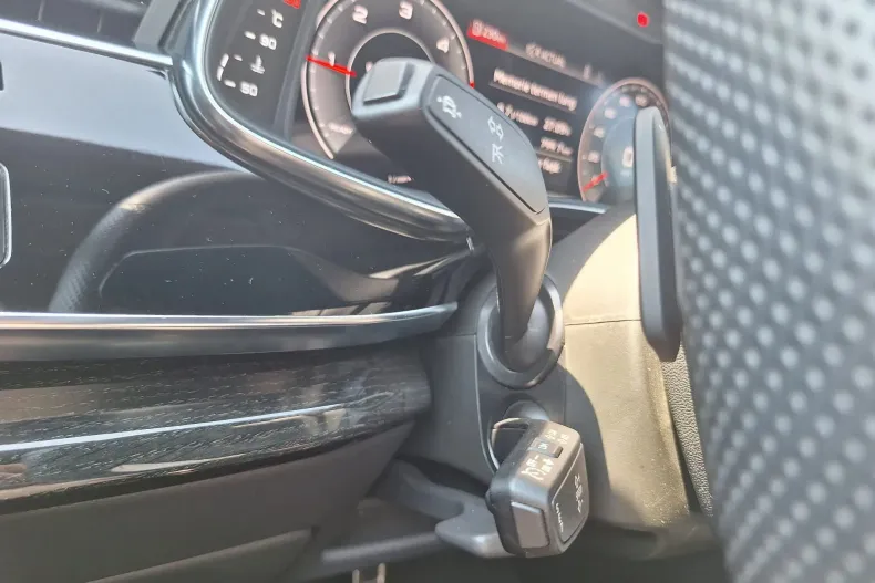 Audi Q7 din 2021 cu 81.651 km - oferta AUD126473 - foto 9