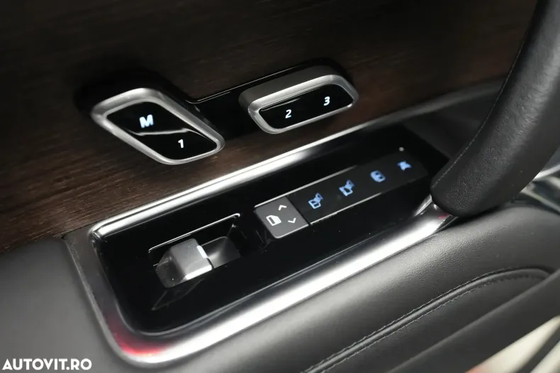 Land Rover Range Rover din 2022 cu 66.000 km - oferta LAN126478 - foto 17