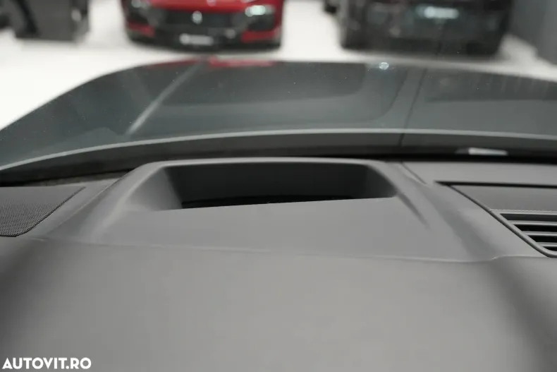 Land Rover Range Rover din 2022 cu 66.000 km - oferta LAN126478 - foto 22