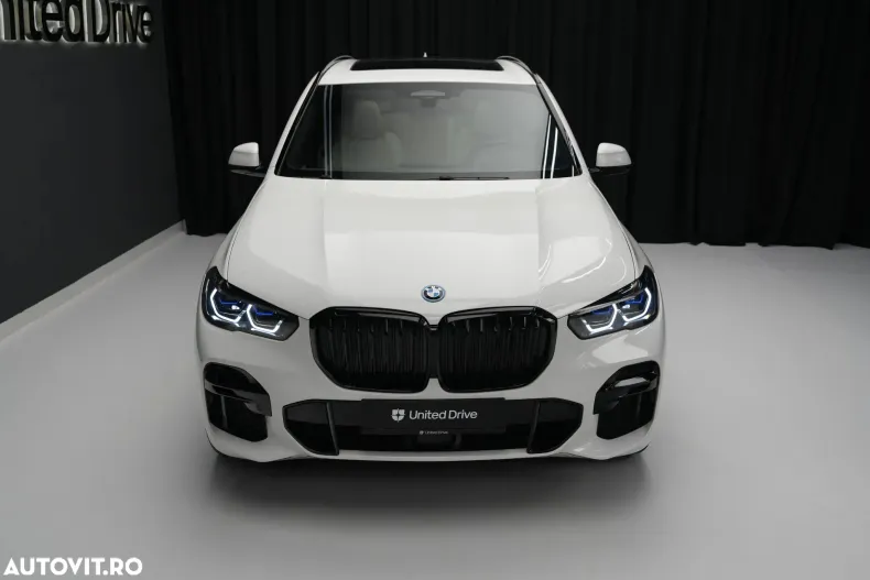 BMW X5 din 2021 cu 43.567 km - oferta BMW126484 - foto 3