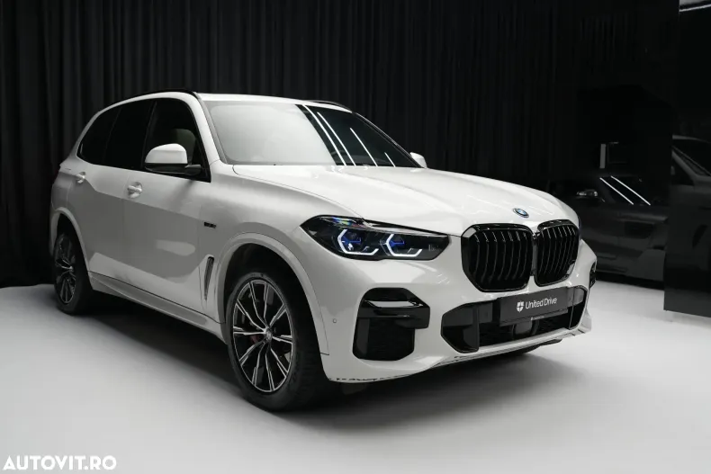 BMW X5 din 2021 cu 43.567 km - oferta BMW126484 - foto 4