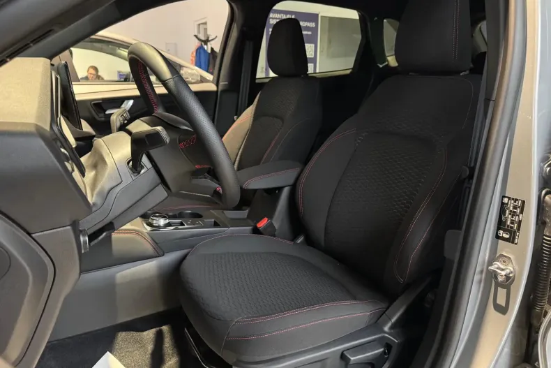 Ford Kuga din 2025 cu 5 km - oferta FOR126488 - foto 12