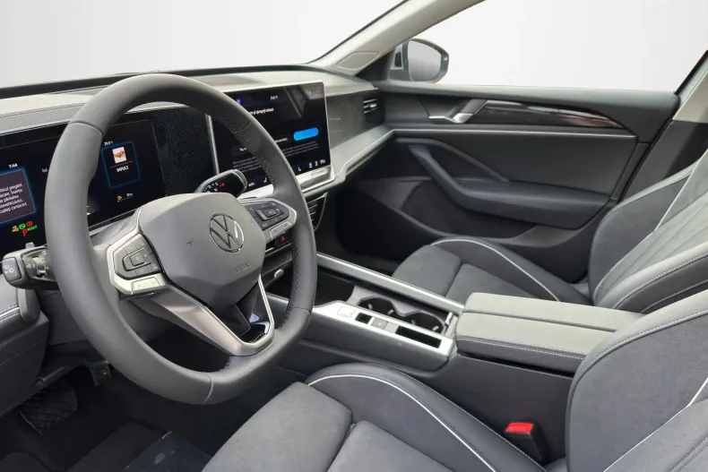 Volkswagen Passat din 2025 cu 5 km - oferta VOL126489 - foto 11