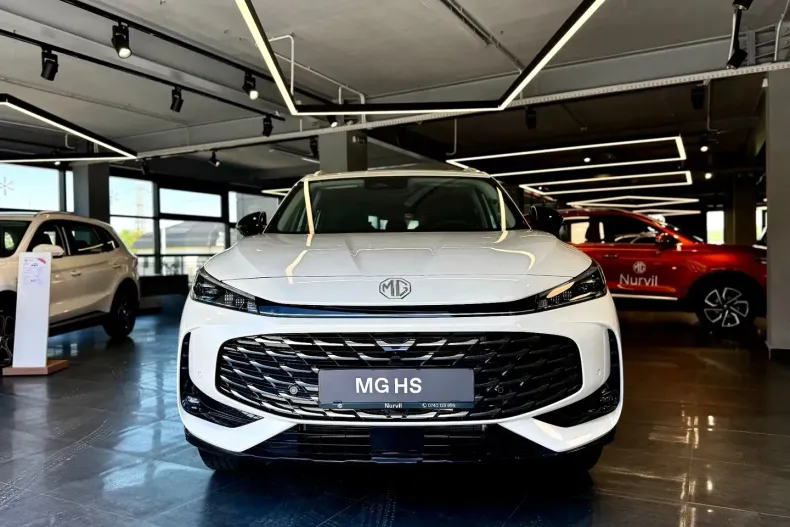 MG HS din 2024 cu 15 km - oferta MG0126499 - foto 2
