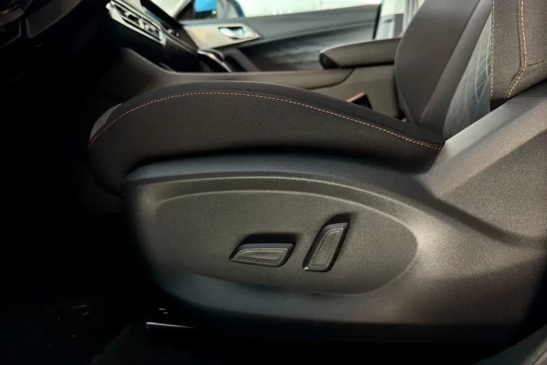 MG HS din 2024 cu 15 km - oferta MG0126499 - foto 12