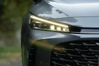 MG HS din 2024 cu 1.953 km - oferta MG0126501 - foto 5