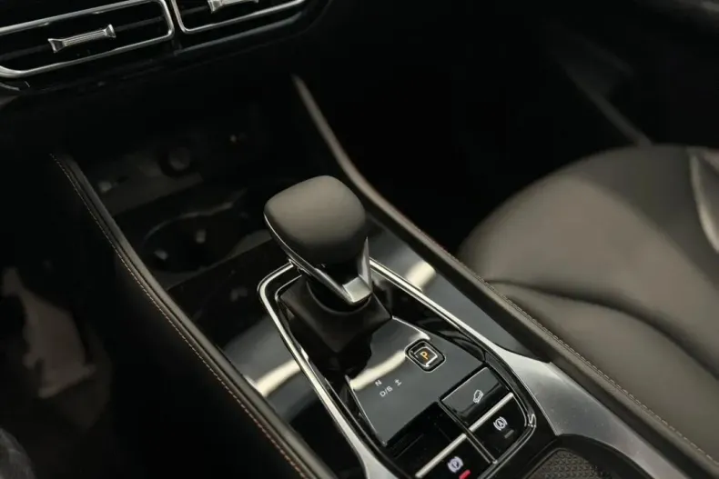 MG HS din 2024 cu 16 km - oferta MG0126502 - foto 13