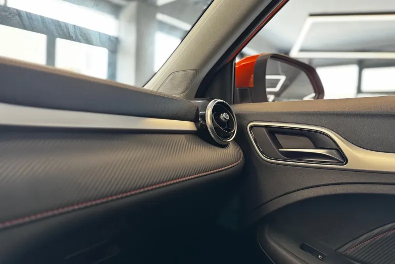 MG ZS din 2023 cu 3.250 km - oferta MG0126505 - foto 12