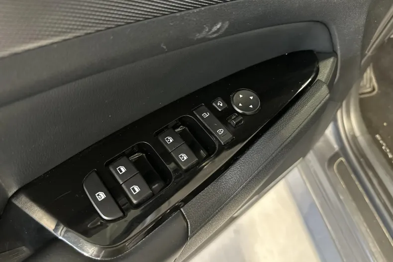 Kia Sportage din 2022 cu 93.295 km - oferta KIA126506 - foto 14