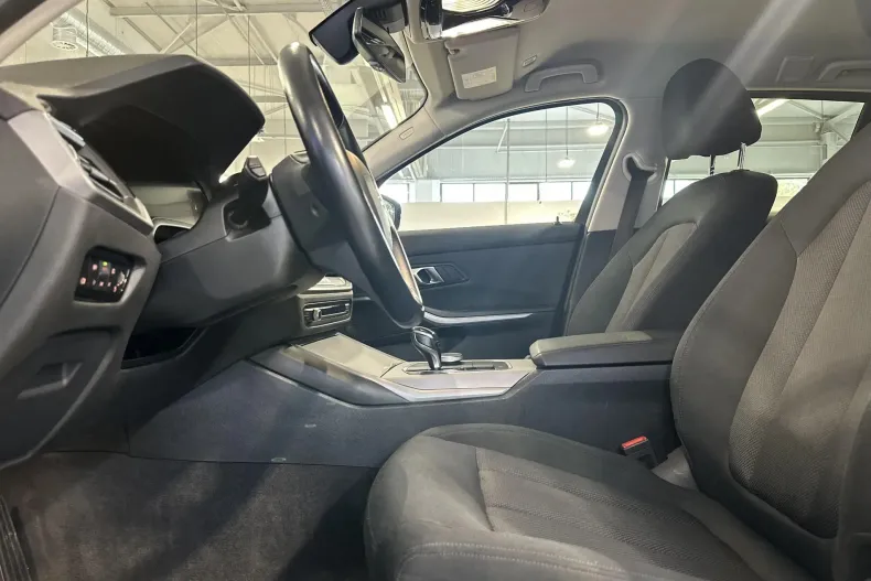 BMW Seria 3 din 2021 cu 133.533 km - oferta BMW126508 - foto 24