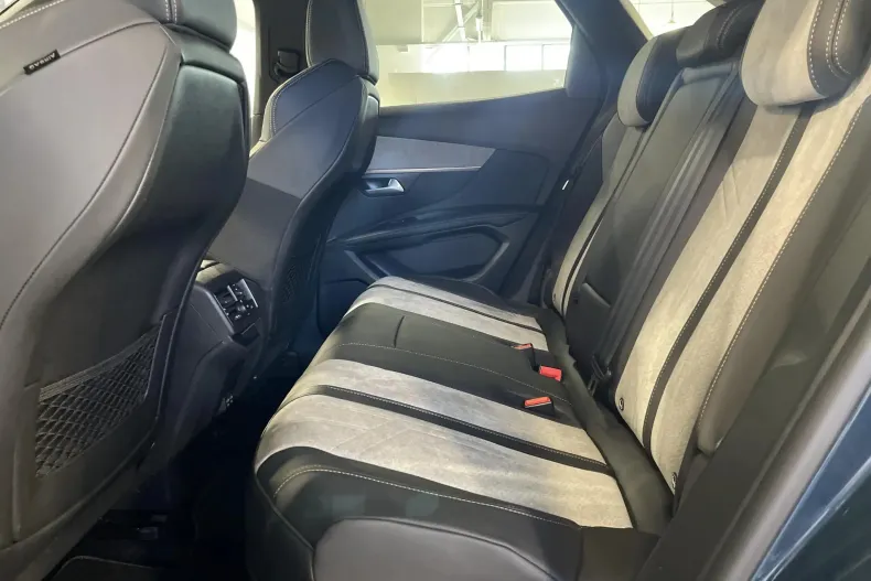 Peugeot 3008 din 2021 cu 83.449 km - oferta PEU126509 - foto 12