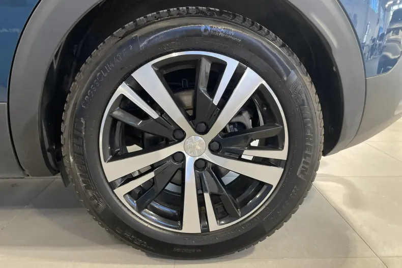 Peugeot 3008 din 2021 cu 83.449 km - oferta PEU126509 - foto 13