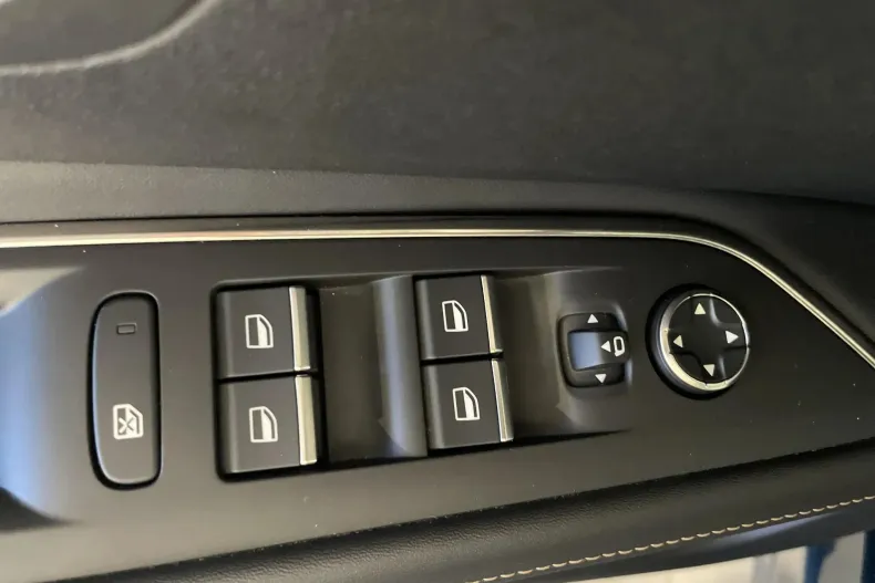 Peugeot 3008 din 2021 cu 83.449 km - oferta PEU126509 - foto 14