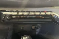 Peugeot 3008 din 2021 cu 83.449 km - oferta PEU126509 - foto 17