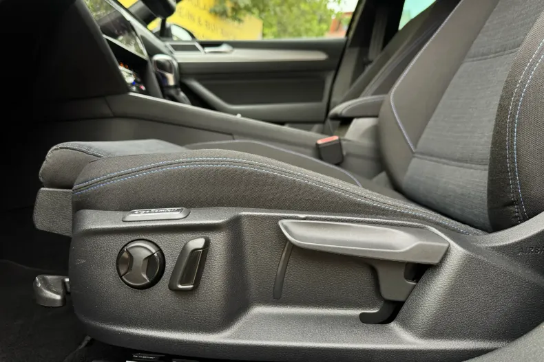 Volkswagen Passat din 2021 cu 180.000 km - oferta VOL126511 - foto 12