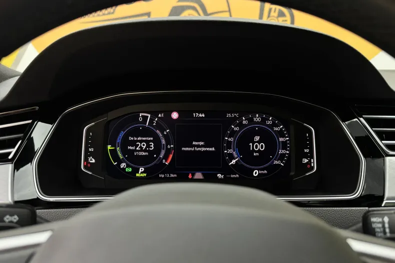 Volkswagen Passat din 2021 cu 180.000 km - oferta VOL126511 - foto 13