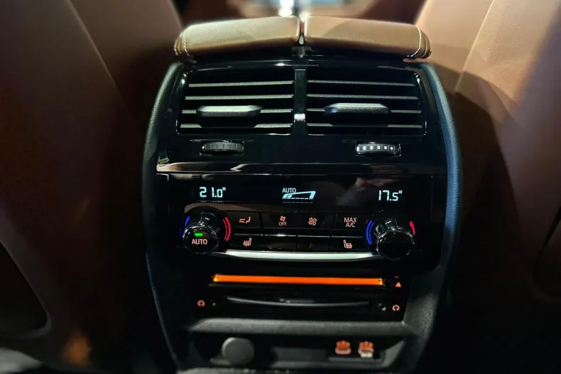 BMW M5 din 2022 cu 70.397 km - oferta BMW126512 - foto 25