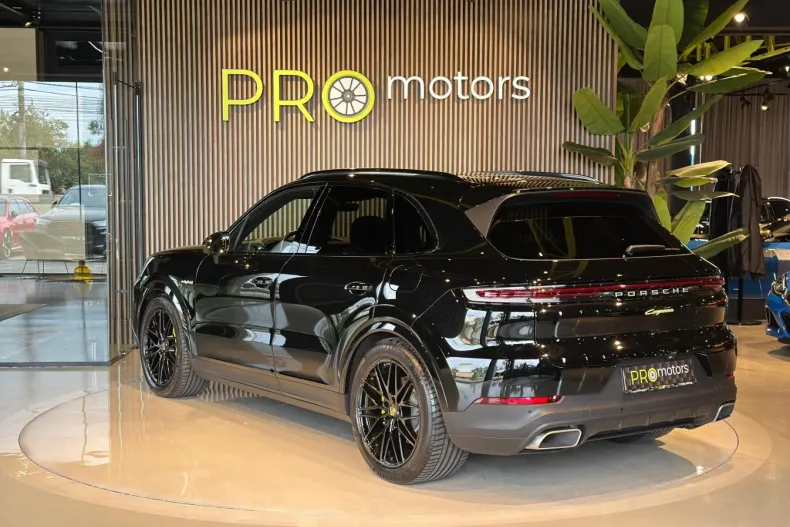 Porsche Cayenne din 2024 cu 39.918 km - oferta POR126513 - foto 4