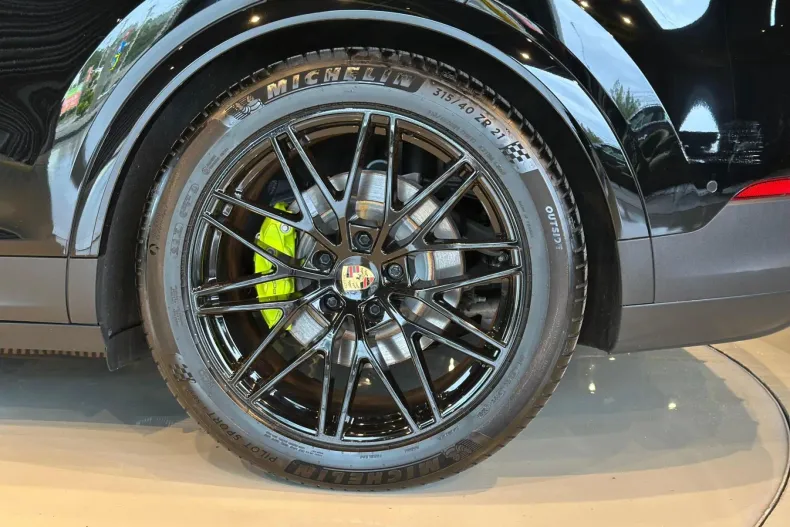 Porsche Cayenne din 2024 cu 39.918 km - oferta POR126513 - foto 13